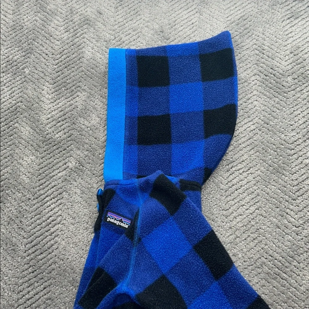 Patagonia Blue and Black Plaid Fleece Hoodie Baby Swirly Top Jacket Size 18M - Picture 9 of 9